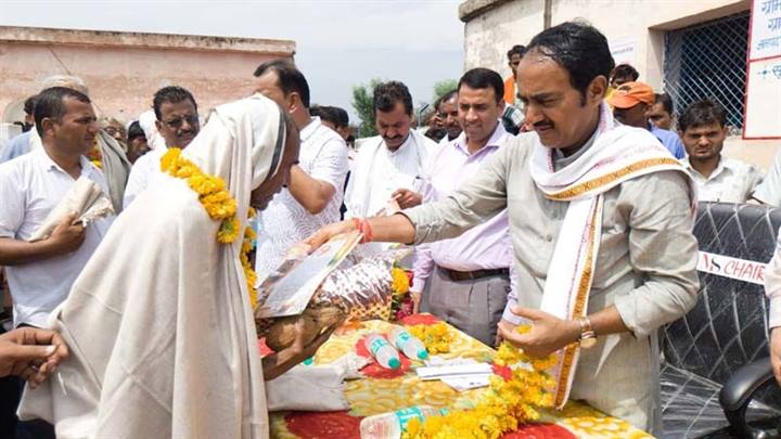 ग्राम ललार विकास के मामले में पीछे नहीं रहेगा : मंत्री श्री सिंह